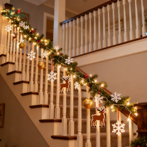 Deluxe Snowflake & Reindeer Christmas Garland